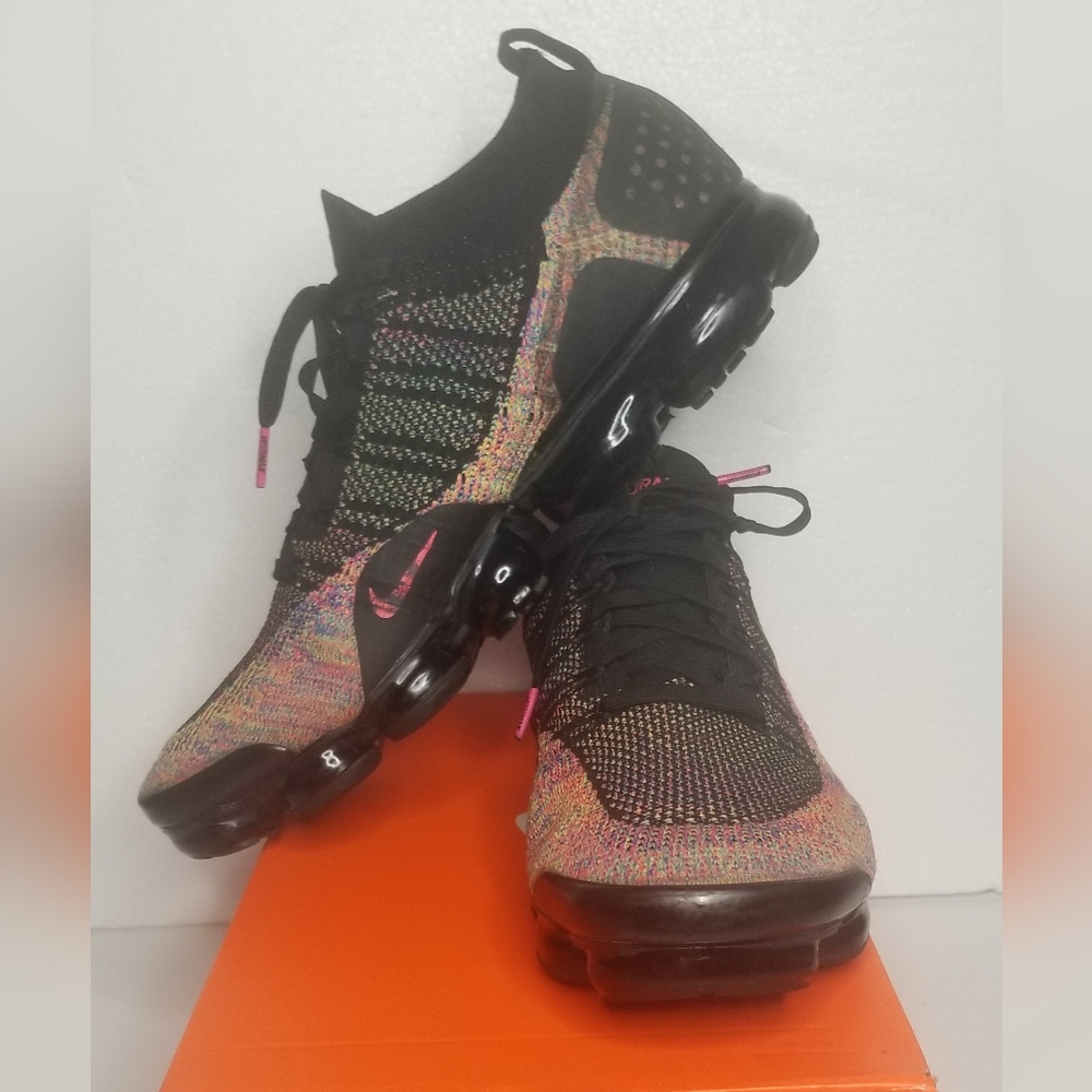 Nike Black and Multicolor Flyknit Sneakers